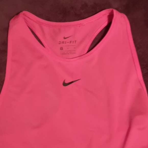 Dri-fit Nike Neon Pink tank - Picture 1 of 4